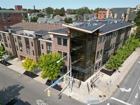 Building Photo - 468 Delaware Ave