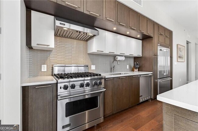 Building Photo - 1820 Peachtree St NW