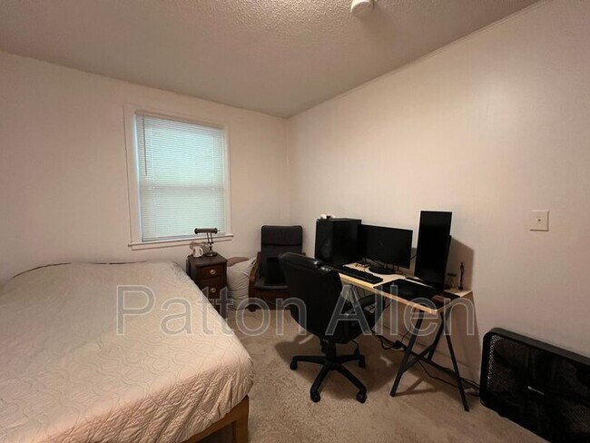 Building Photo - 37 Skyview Pl