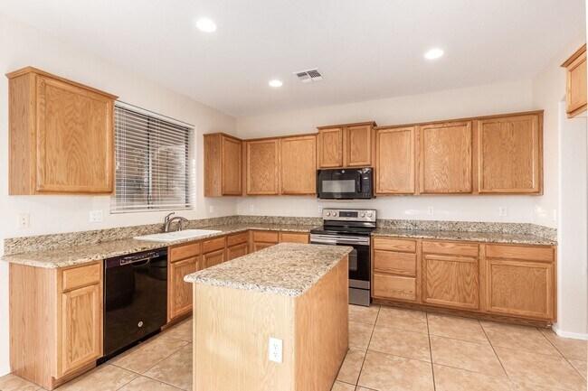 Building Photo - Gorgeous Golf Course Views in Gilbert, AZ!  MOVE-IN SPECIAL:  FIRST MONTH FREE!!!