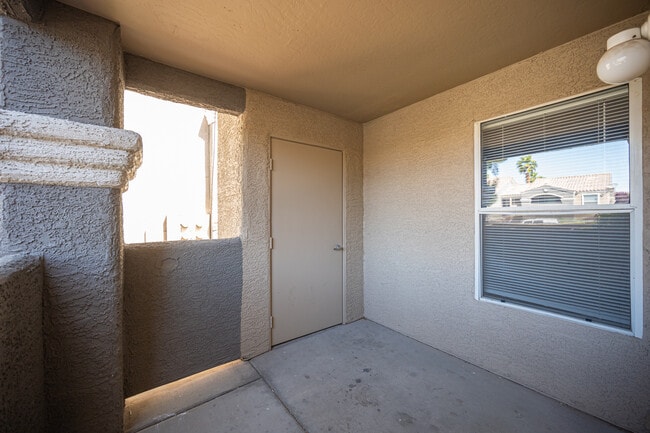 Building Photo - 5055 W Hacienda Ave
