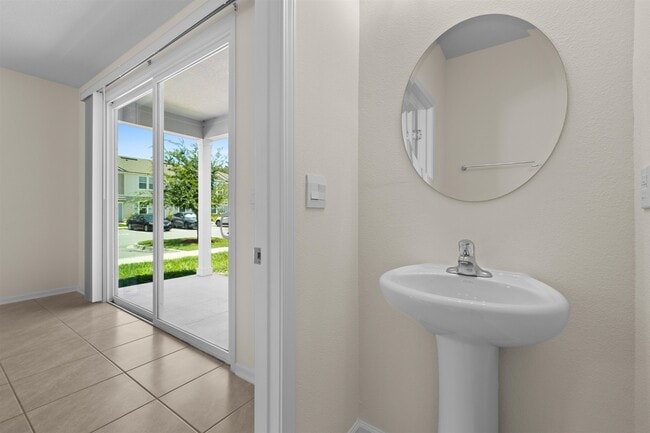 Building Photo - 167 Whispering Brk Dr
