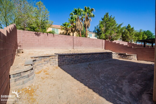 Building Photo - Gorgeous 4Bdm 2.5Ba Two-Story Home in Sout...