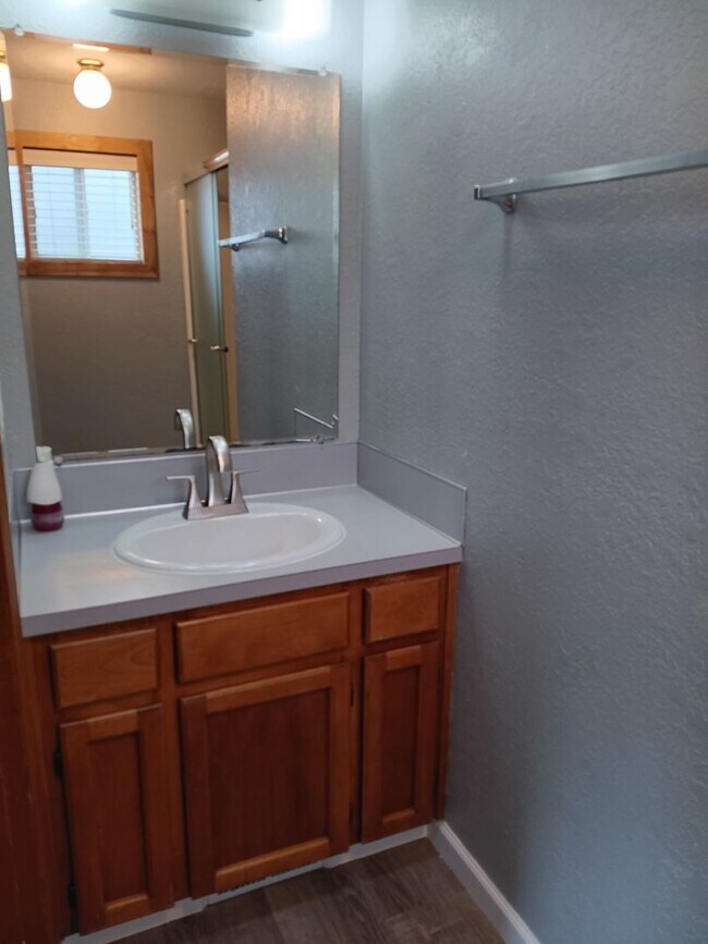 Building Photo - This Gem Of A House is Ready For You!