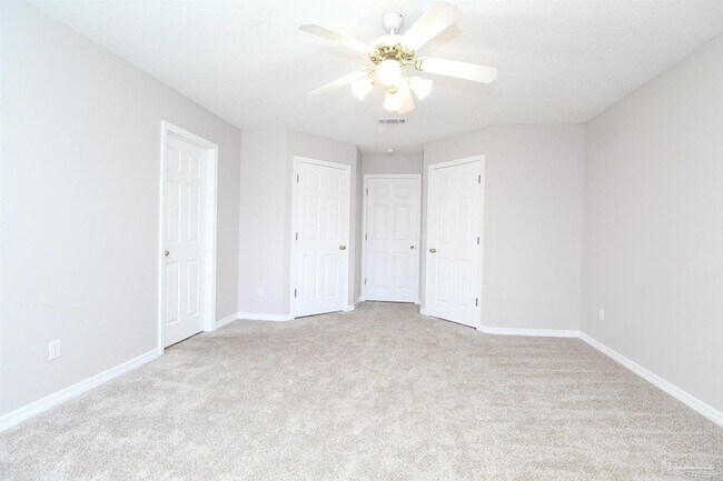 Building Photo - 6234 Cottage Woods Dr