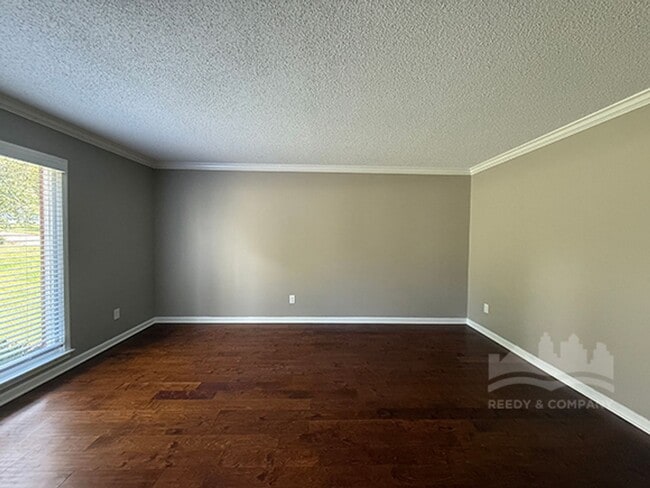 Building Photo - Welcome to your dream home in the heart of...