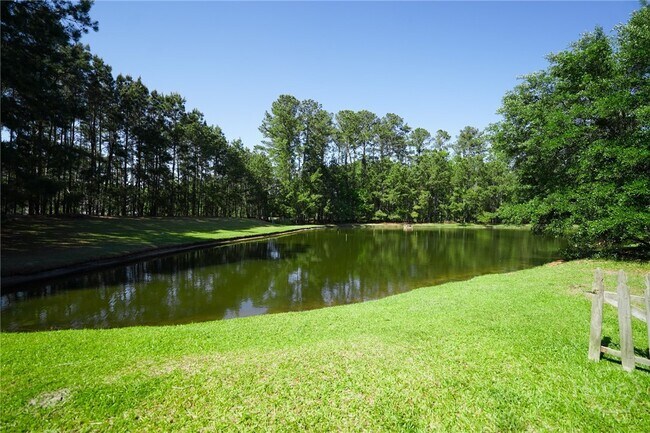 Building Photo - 248 Silver Brook Cir