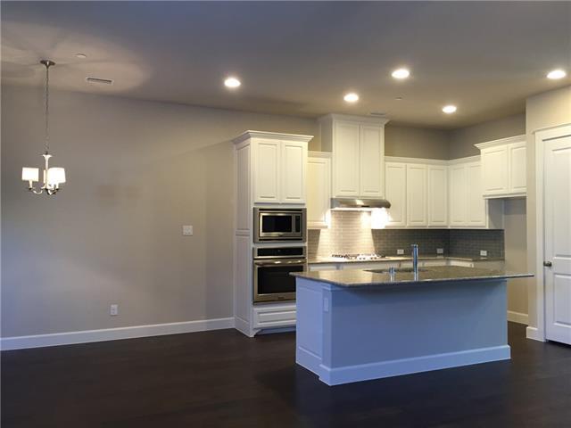 Building Photo - 1017 Water St