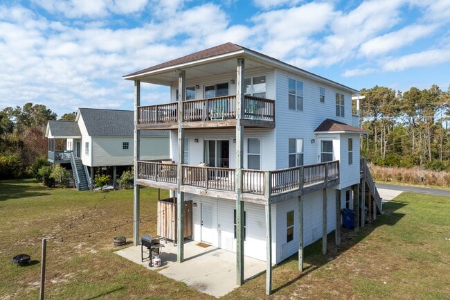 Building Photo - The Palms @ Sneads Ferry - Winter Rental