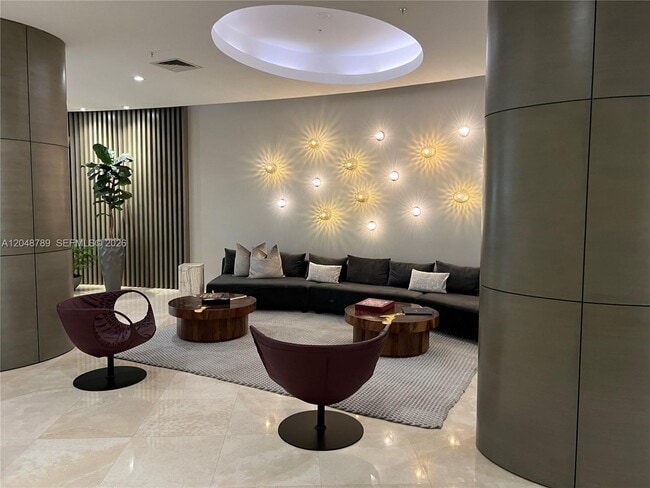 Building Photo - 10275 Collins Ave