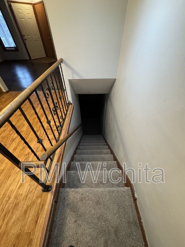 Building Photo - 1832 S Griffith St