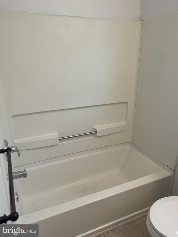 Building Photo - 288 Vincent Cir