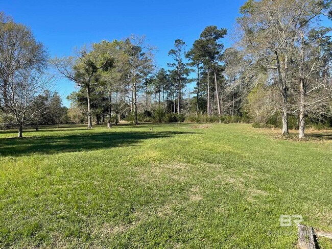 Building Photo - 35405 Pine Rd S