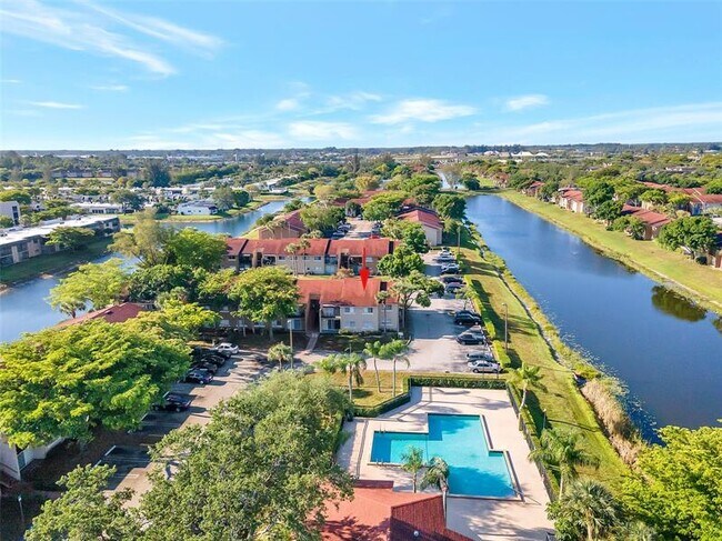 Building Photo - 206 Benoist Farms Rd