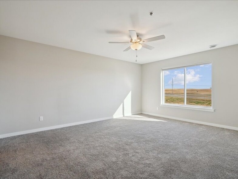 Building Photo - 7028 Thunder Vly Dr