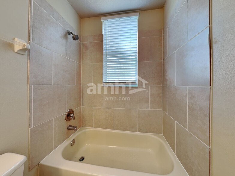 Building Photo - 2619 Brigg Ct