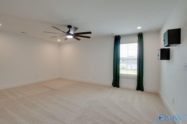 Building Photo - 6128 Pembrook Pond Pl SE