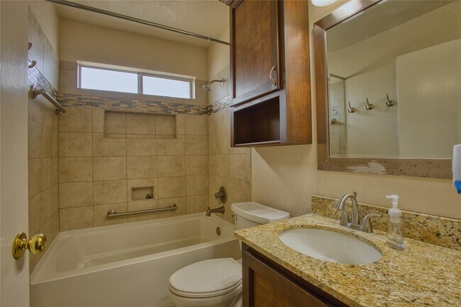 Building Photo - 1522 Park Meadow Dr