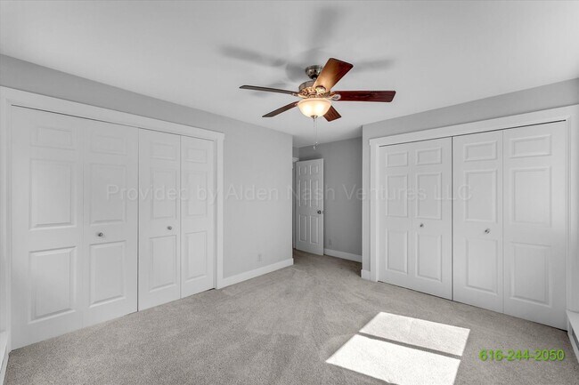 Building Photo - BEAUTIFUL 3 BEDROOM IN ALTO!