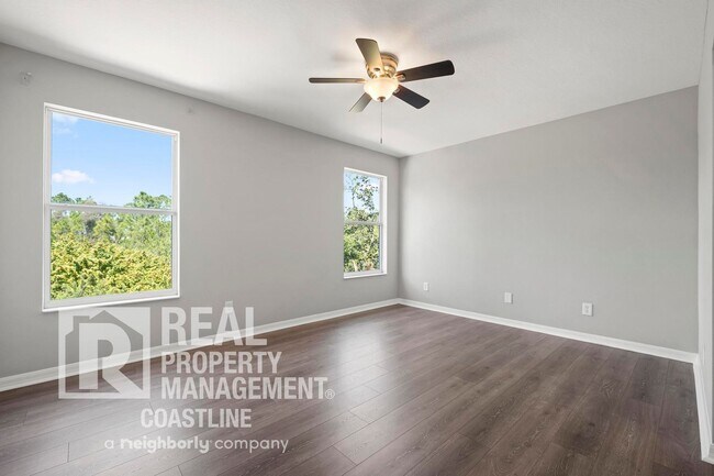 Building Photo - Discover North Port Luxury! 4BD 3.5BA - AVAILABLE NOW!