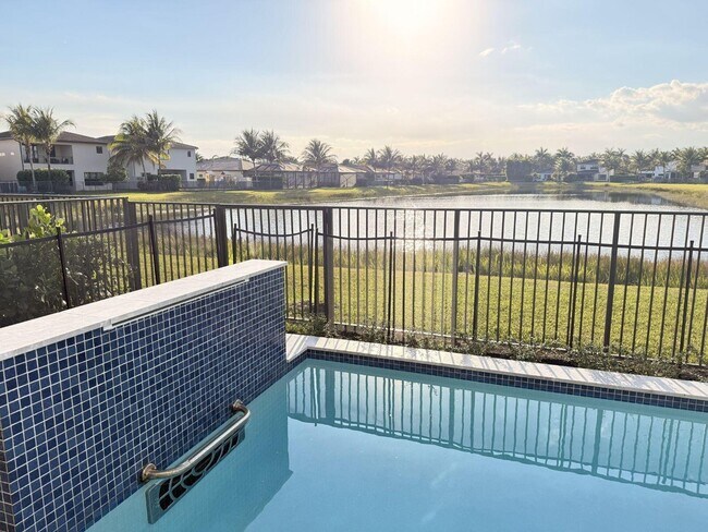 Building Photo - 17299 Pagoda Palms Dr