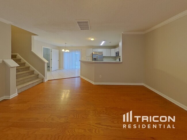 Building Photo - 2228 Meadecroft Rd