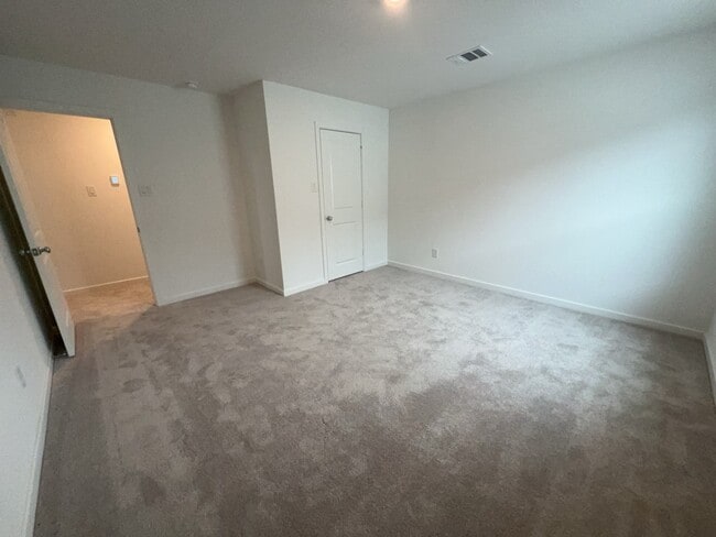 Building Photo - 9719 Lucky knot Ln