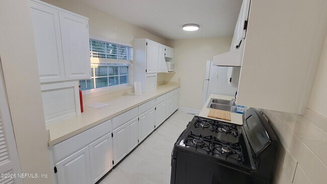 Building Photo - 4625 Riverdale Rd