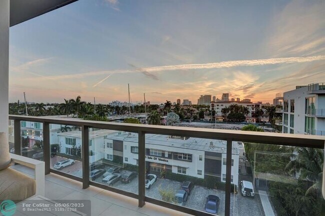 Building Photo - 20 Isle of Venice Dr