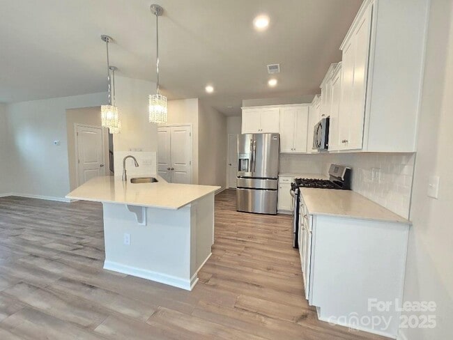 Building Photo - 18022 Stark Wy