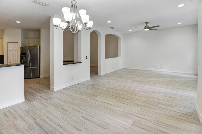 Building Photo - 5794 NW 119th Terrace