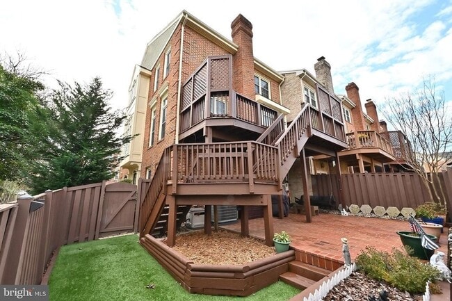 Building Photo - 6250 Traci Joyce Ln