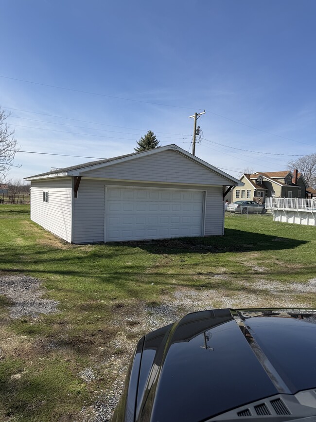 Building Photo - 314 S Logan St