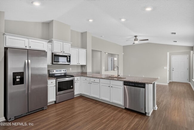 Building Photo - 7118 Preston Pnes Trl