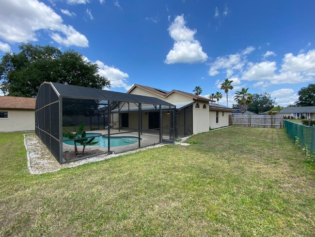 Building Photo - Spacious 3-Bedroom Home with Private Pool ...