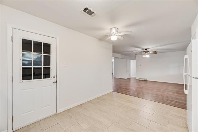 Building Photo - 1017 Calcutta St