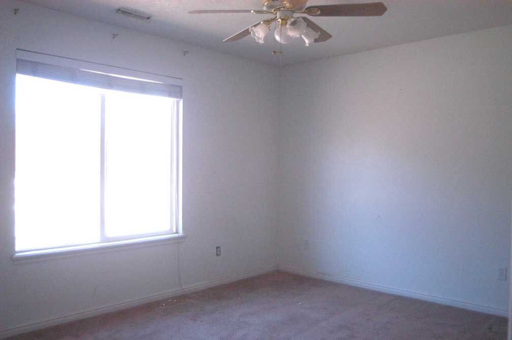 Building Photo - 4013 Lake Mountain Dr