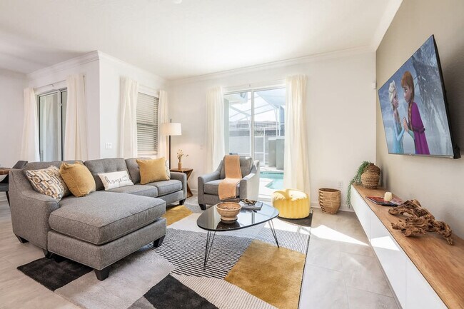 Primary Photo - 1088 Leader St