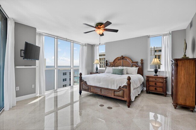 Building Photo - 801 Briny Ave