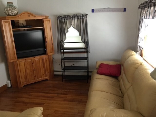 Building Photo - 9 Beach St