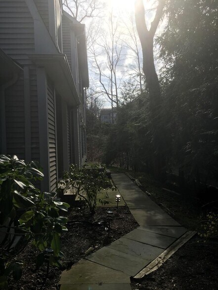 Walk to front door - 373 Main St