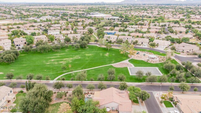 Building Photo - 4333 S Rim Ct