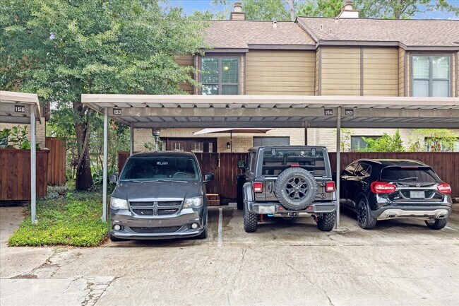 Building Photo - 11711 Memorial Dr