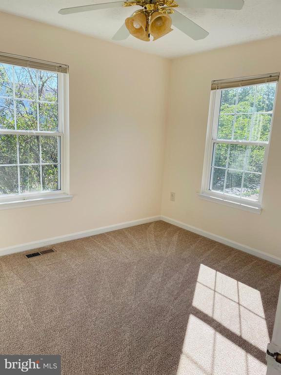 Building Photo - 6107 Hoskins Hollow Cir