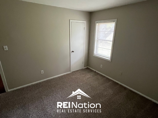 Building Photo - INCREDIBLE VALUE! 3BR/1.5BA Memphis Home | Brick Fireplace | Fenced Yard!