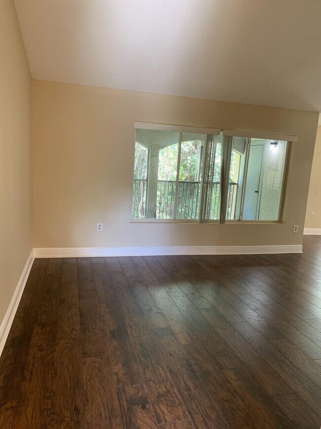 Building Photo - 2440 NW 33rd St