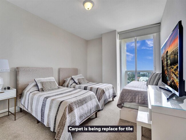 Building Photo - 9595 Collins Ave