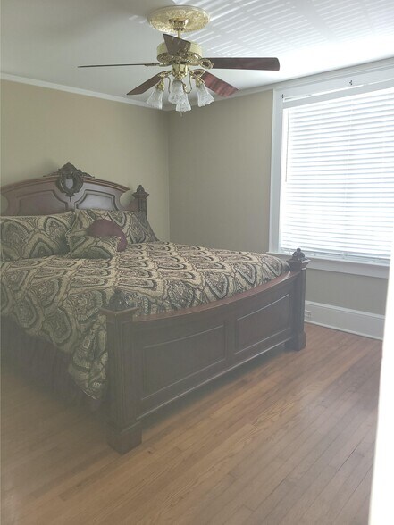 Building Photo - 2116 Market St