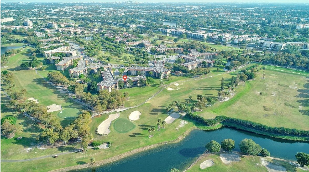 Building Photo - 6301 N Falls Cir Dr