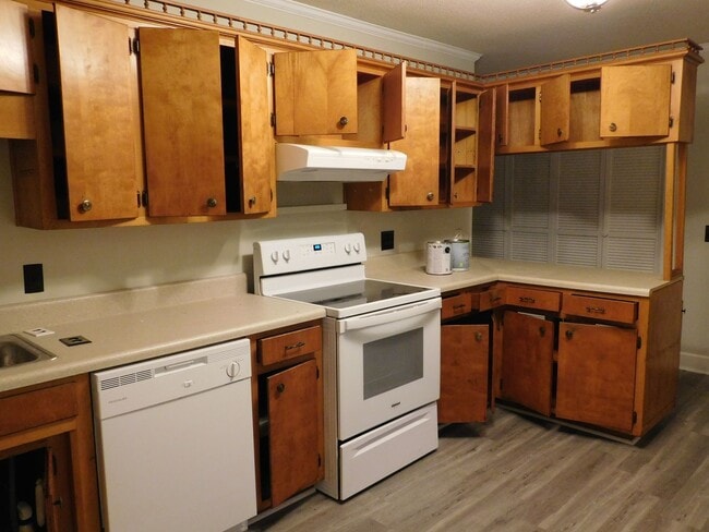 Building Photo - 150 Arrington Rd